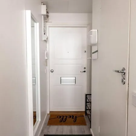 2ndhomes Modern With Location 아파트