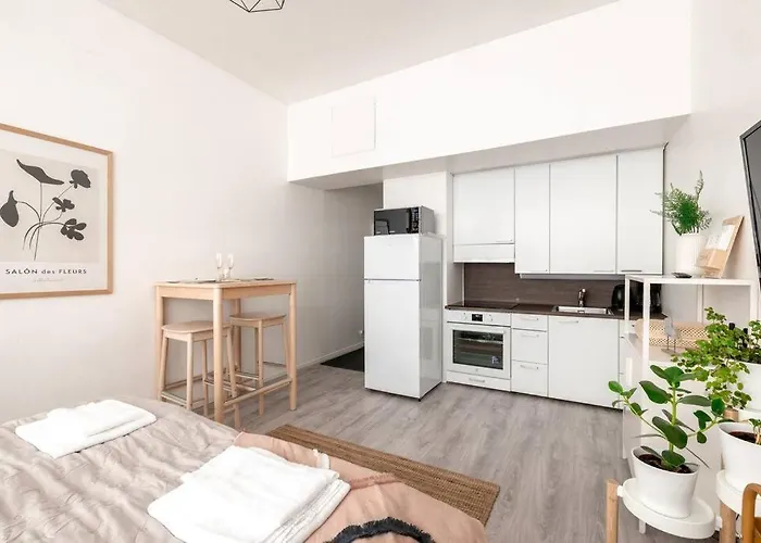 2ndhomes Modern With Location Apartment *