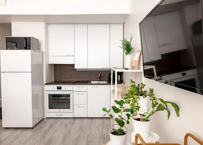 2ndhomes Modern With Location Apartment *